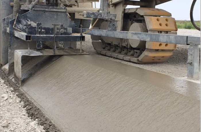 NC1300在甘肃酒泉瓜州路沿石施工