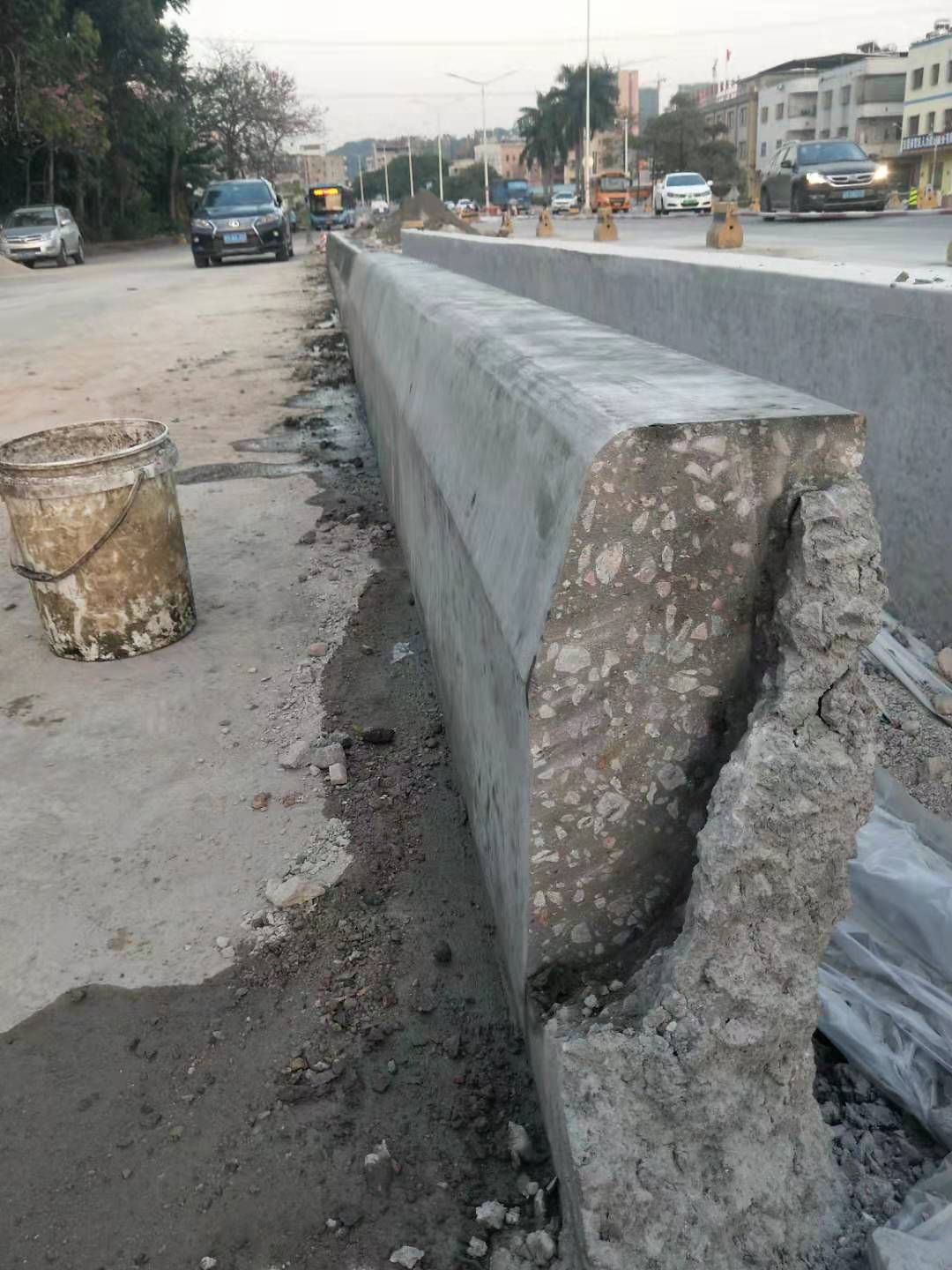 混凝土摊铺机振动粘度理论研究的意义